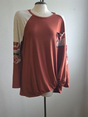 Chicsoul Rust Aztec Raglan Long-Sleeve Top with Twist Hem